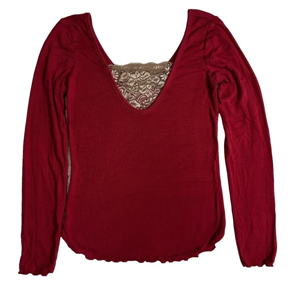 Moda International  Berry Red Top Shirt Tee with Size Small Lace Details NWOT